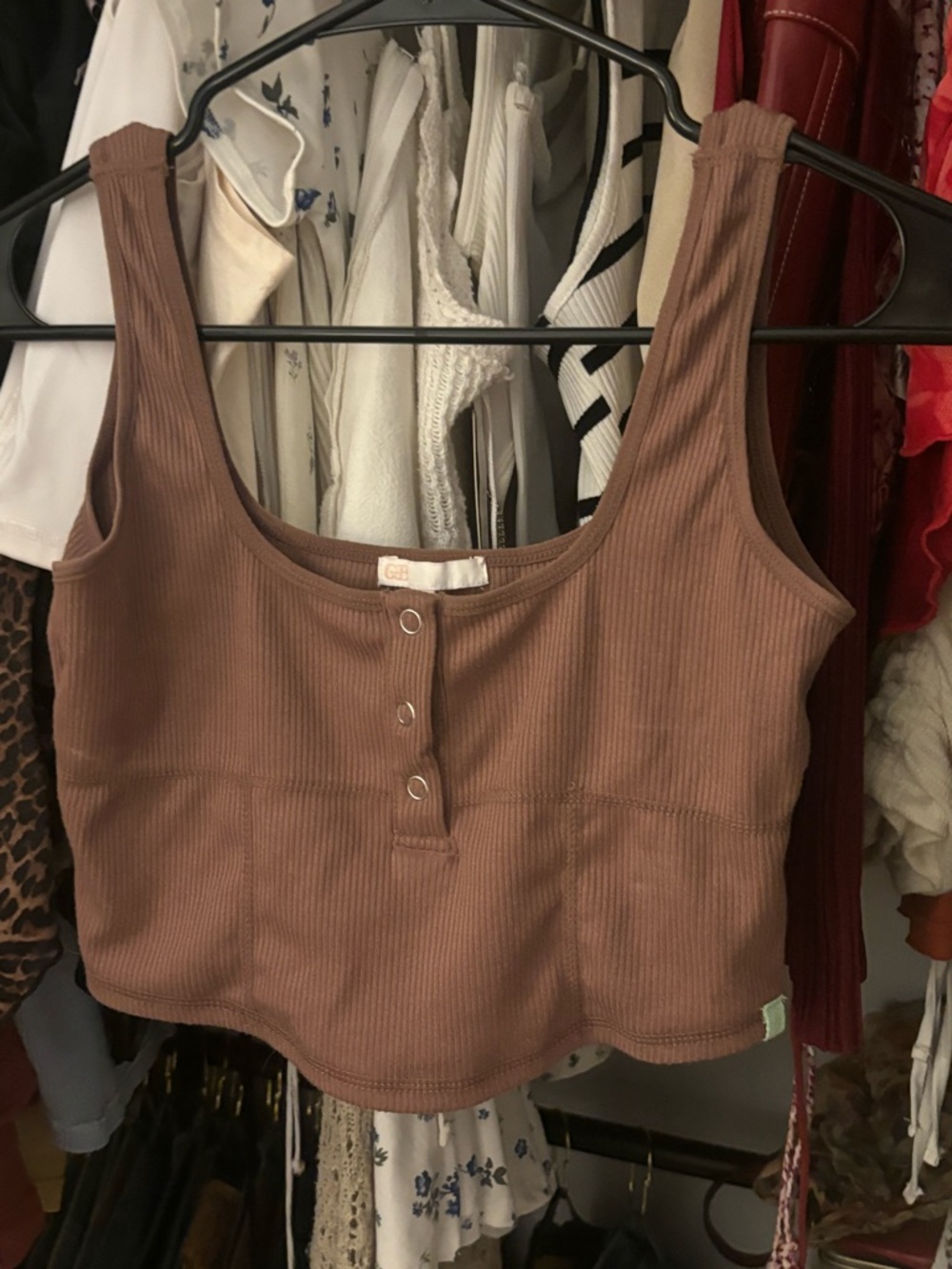 Ribbed Crop Tank Top - Picture 2 of 5